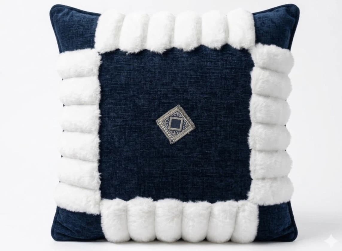20/20 luxury navy Blue Accent pillow cover with white Faux Fur Trim& hidden zip. - Picture 1 of 6